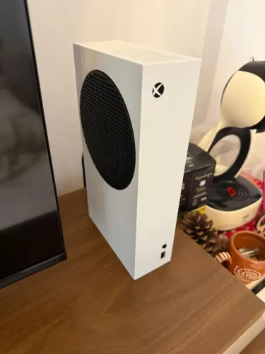 Xbox Series S 512GB + GameSir G7 | Caixa | Ótimo estado