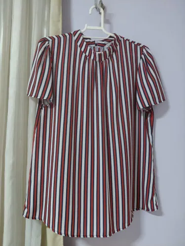 Blusa de crepe de listras