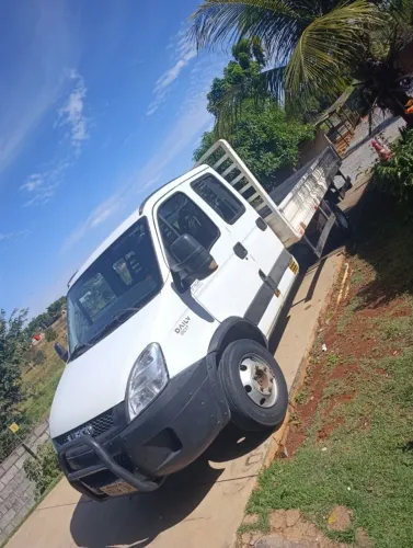 Caminhão Iveco Daily 70c17hdcd cabine dupla 