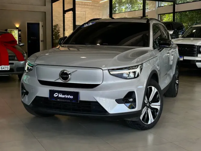 Volvo XC40 Recharge Plus (elétrico) 2023