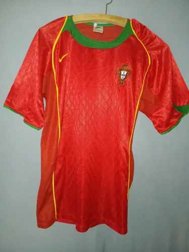 Camisa antiga da Seleção de Portugal