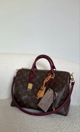 Bolsa em couro Louis Vuitton speedy soft monograma