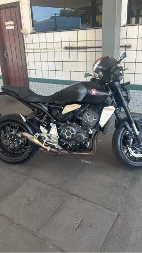 Cb1000
