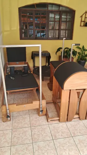 Equipamento/ aparelhos de pilates