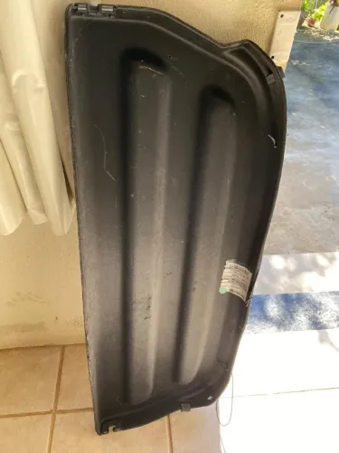 Tampão de porta mala original Honda Fit 2013