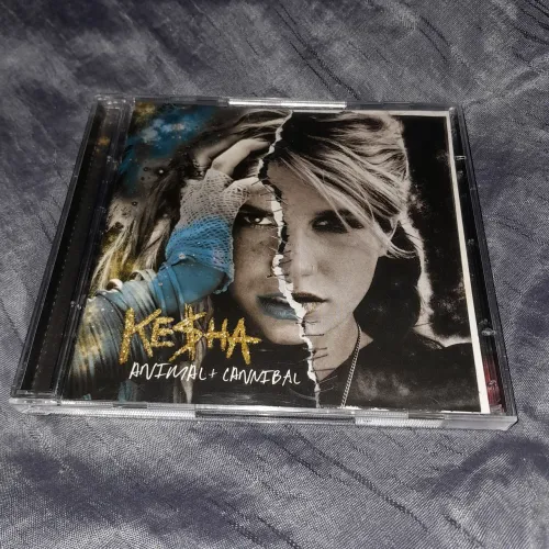 Cd duplo Kesha - animal + cannibal