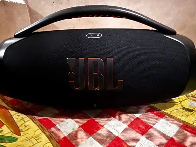 Jbl bombox 3