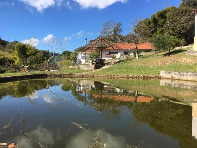 Sítio Jatobá - Caeté - MG (estrada de Casa Branca), 124.000m², infra para laticínio.