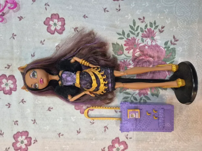 Boneca Clawdeen Wolf Scaris