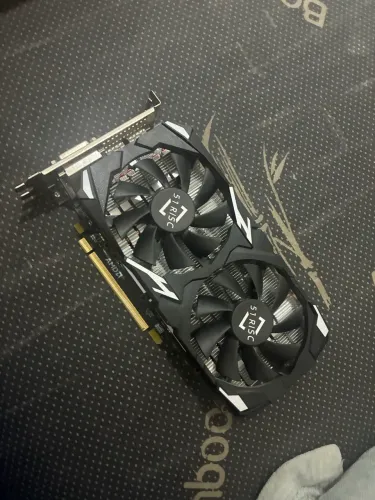 Rx 560xt 8gb mesmo desempenho da 580