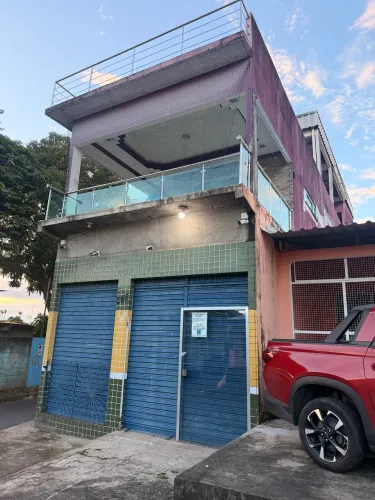Casa com ponto comercial alvorada 2