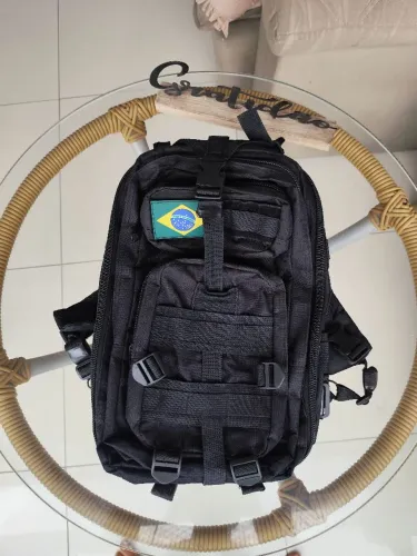 Mochila Militar Bolsa Tática Resistente 30 Litros Super Reforçada e Bandeira do Brasil