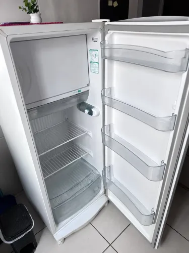 Geladeira CONSUL