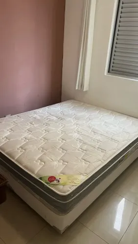 CAMA BOX QUEEN ORTHOCRIN SENIOR 101 + BASE BOX LÍDER