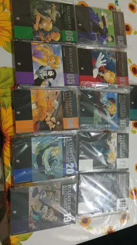 Fullmetal alchemist completo+ 3 guias,e o especial de 20 anos de aniversário 