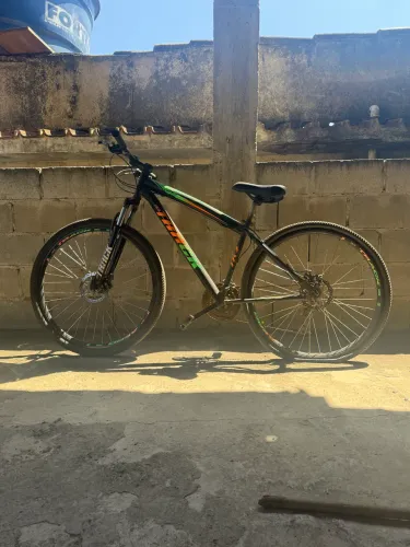 BICICLETA TRACK ARO 29