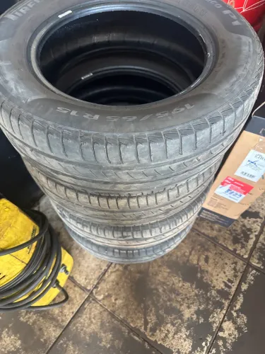Jogo de Pneus 195/65R15