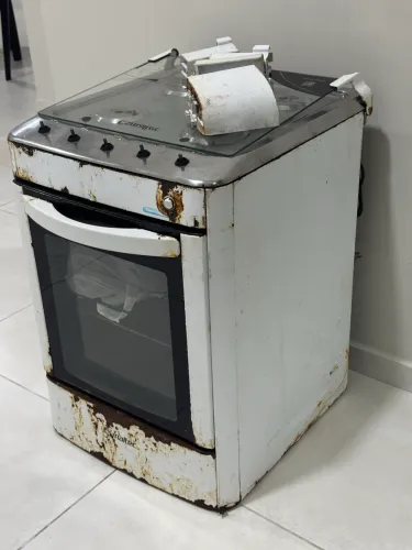 Vendo fogão 4 bocas