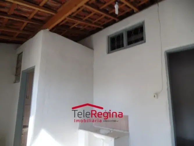CASA DE FUNDOS P/ ALUGAR C/ 1 DORMITÓRIO- A-306
