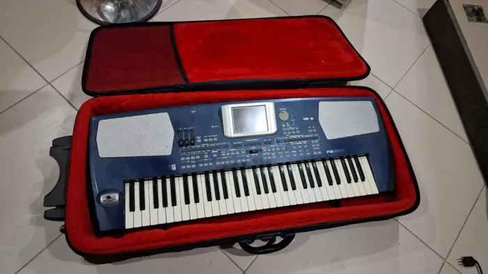 Teclado Korg Pa 500