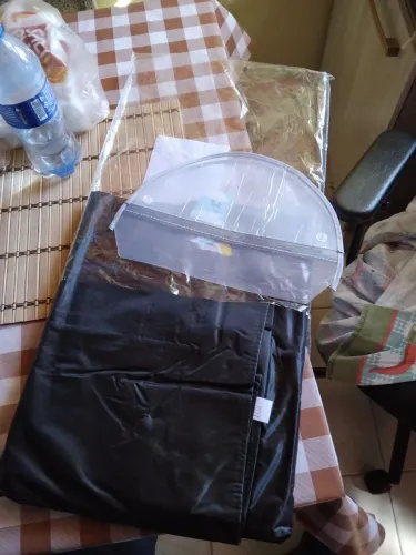 Capa de motoqueiro em PVC resistente preto tamanho m.