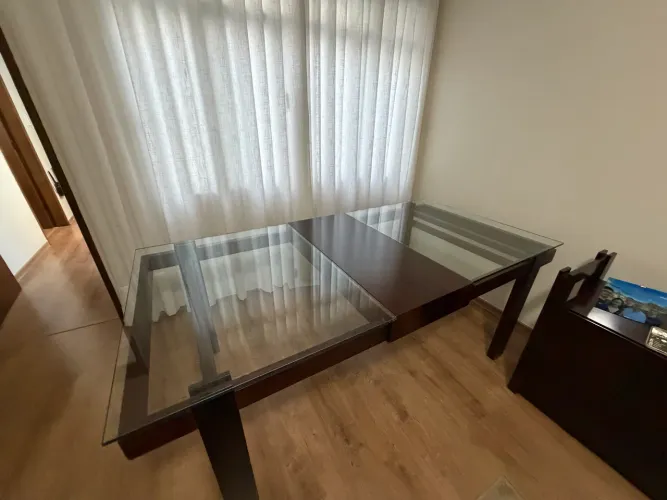 Conjunto Sala de Jantar - Mesa Extensível + Buffet em Madeira