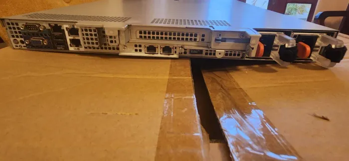 Servidor Dell PowerEdge R440 64GB com 1TB de memória