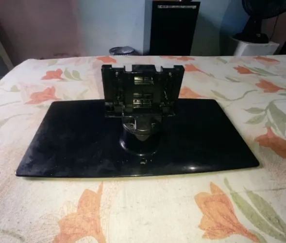 Suporte de mesa TV LG 32 Polegadas