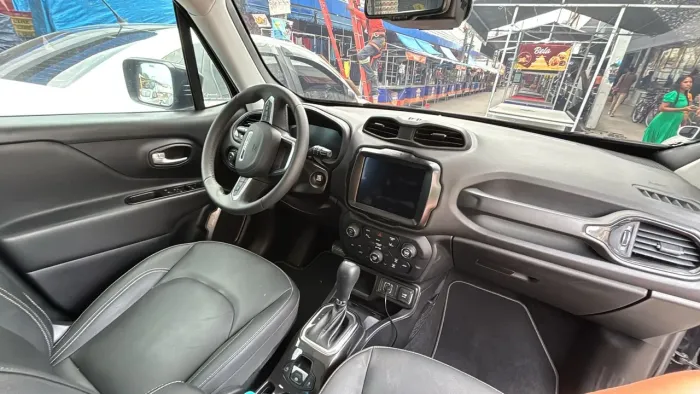 Jeep Renegade Sahara T270 1.3 TB 4X2 Flex AUT 2025