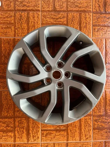 Roda aro 20 Land Rover