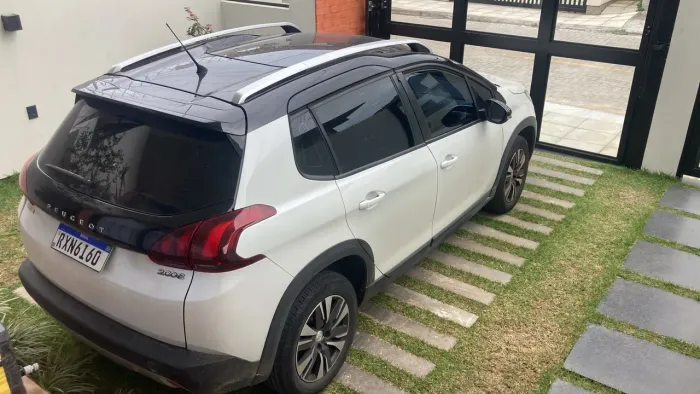 Peugeot 2008 Grife 1.6 Turbo Flex 16V 5P AUT 2023