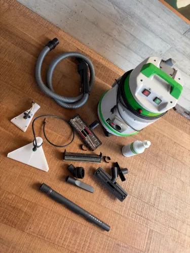 Extratora de Carpetes e Estofados IPC mod IPX4