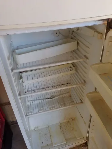 Vendo geladeira