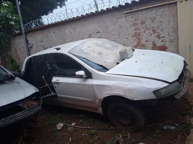 Peças do fit stilo 1.8 16v e 8v manual tenho quase de tudo 