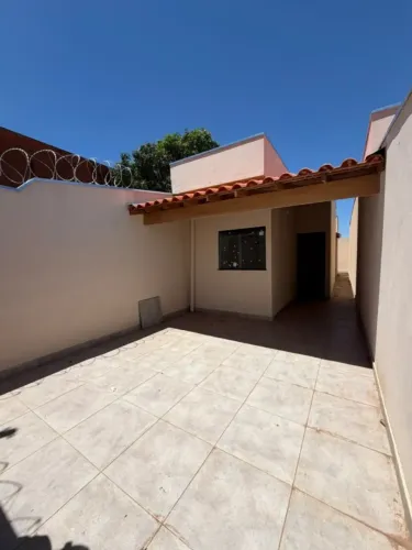 CASA À VENDA NO BAIRRO JARAGUÁ MONTES CLAROS MG