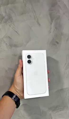 iPhone 16 128GB Novíssimo na Caixa e com Nota ainda na Garantia da Apple