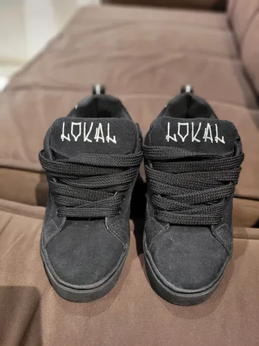 Tenis