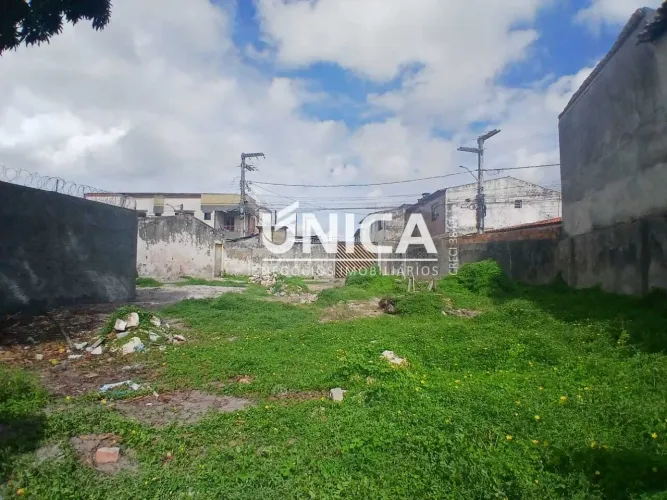Alugue Terreno com 325m² no bairro São Conrado