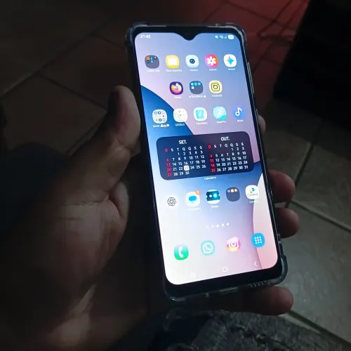 A 33 SAMSUNG