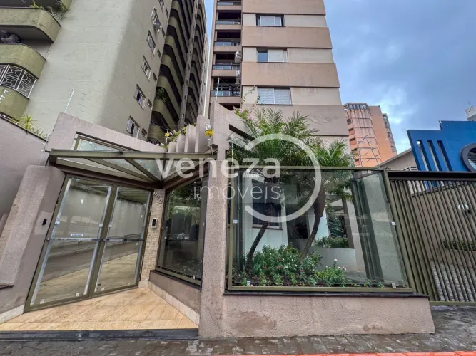Apartamento à venda no Edifício Solar de Bragança, Londrina