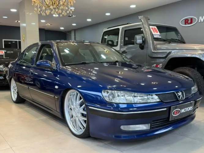 Peugeot 406 Sedan 2.0 Aut. 2001