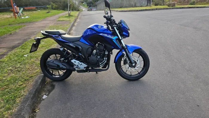 Fz25 connected