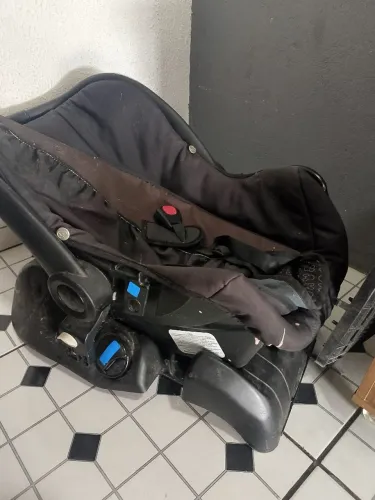 Bebê conforto Voyage completo