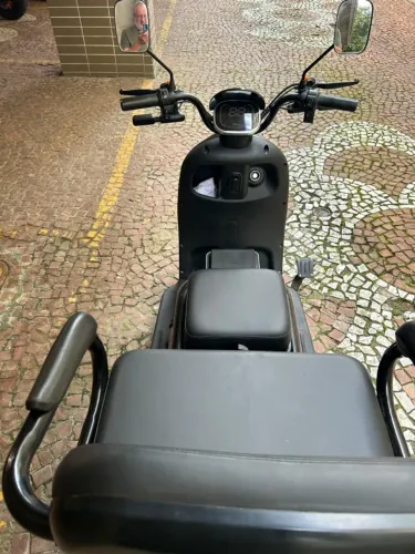Triciclo Elétrico - Autopropelido