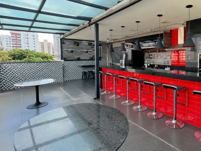 Cobertura Duplex Mobiliada com 4 Quartos | Espaço Gourmet, Hidromassagem e Vista Privilegi