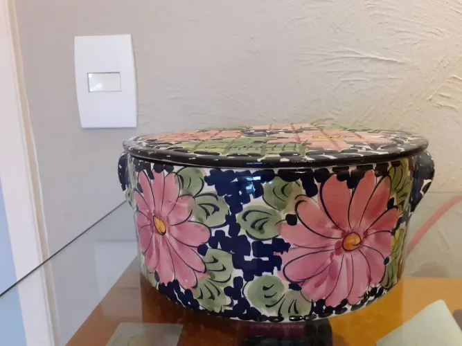 Pote cerâmica pintada a mão 