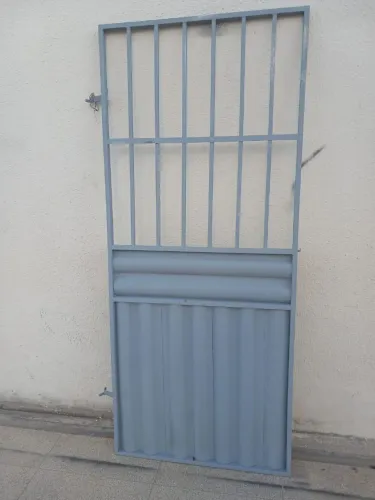 Vendo esse portão de Metalon galvanizado 
