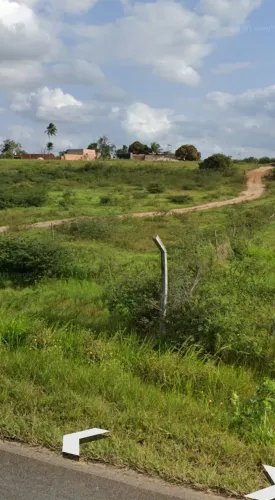 VENDO UM TERRENO ÁREA 20X20 mt.