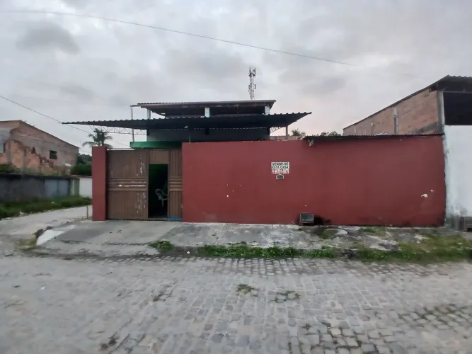 Casa em dias d Ávila 
