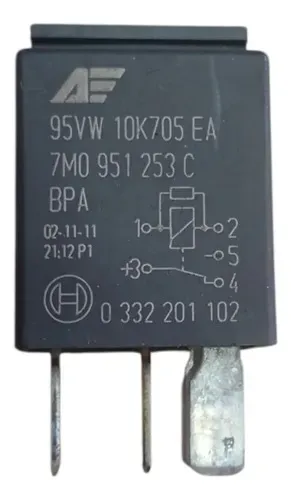 Rele Conector Auxiliar Vw Polo 2003 2007 7m0951253c